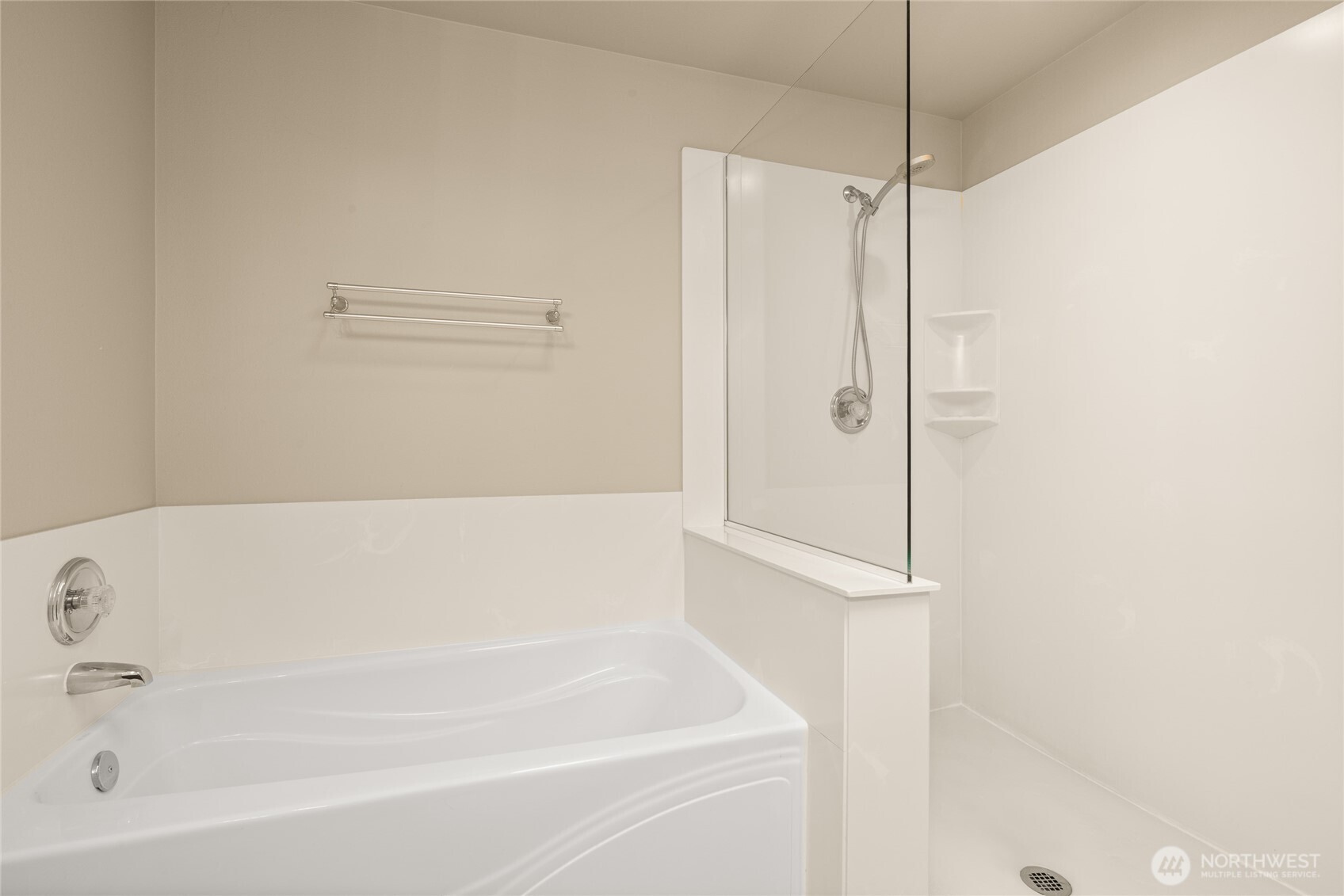 7803 218 Street D Property Photo 26