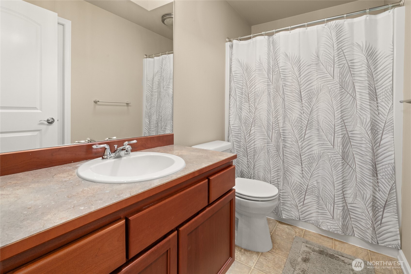 7803 218 Street D Property Photo 29