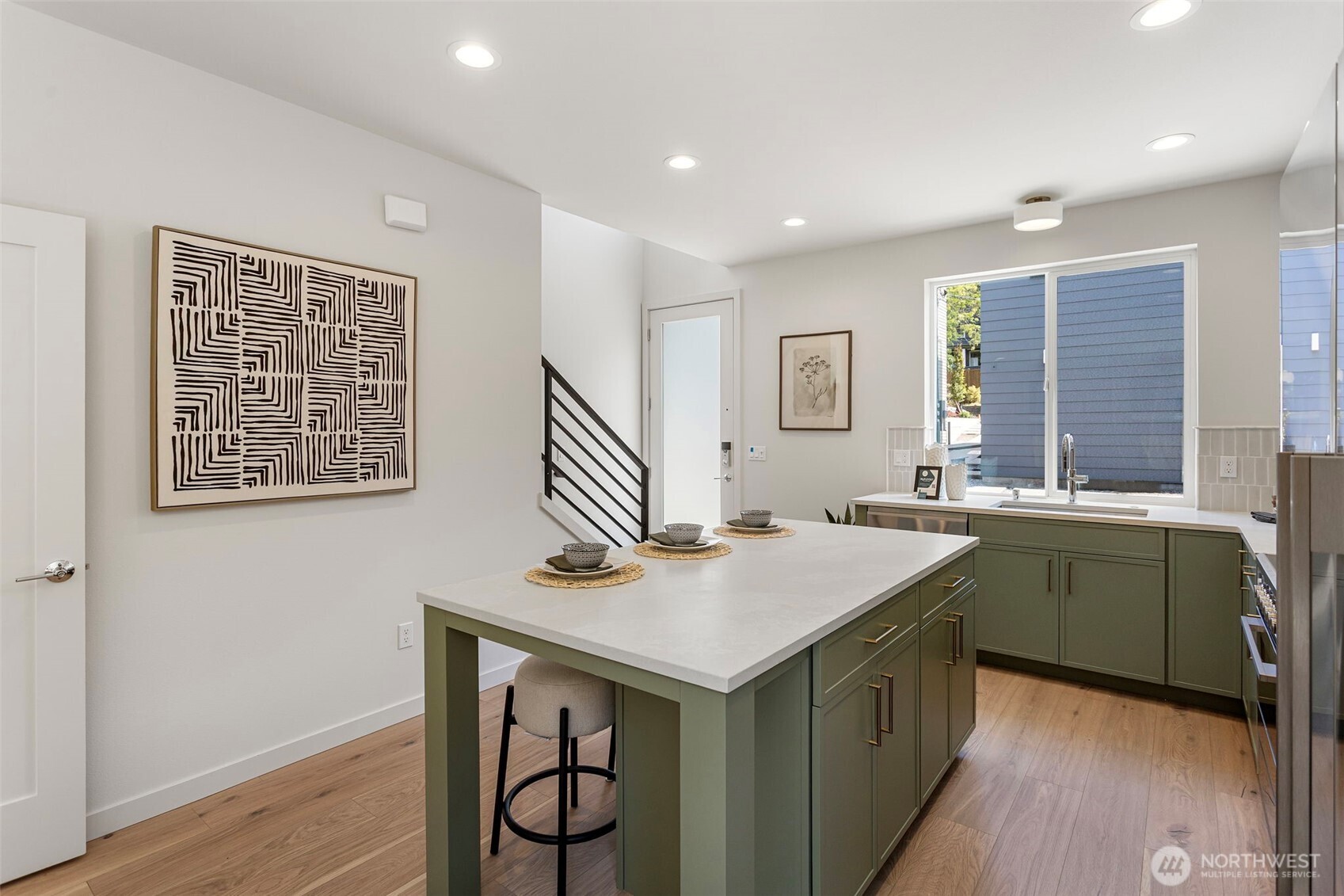 8037 Wallingford Avenue C Property Photo 8