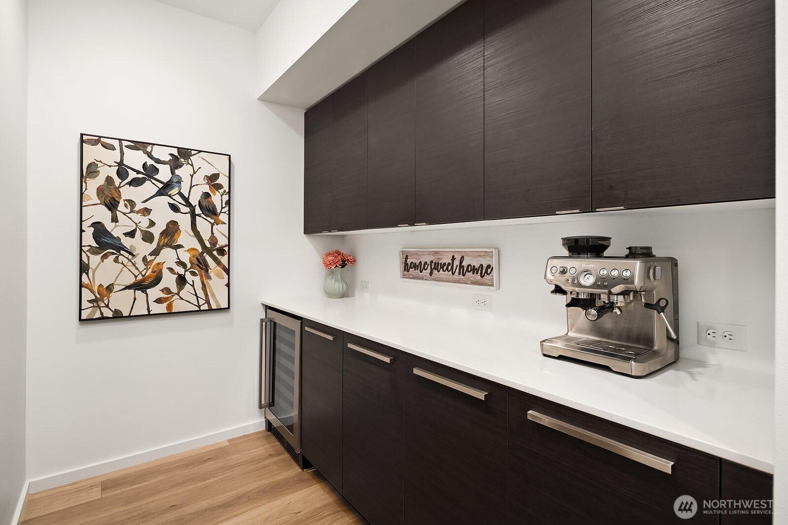 1486 Pratt Avenue Property Photo 14
