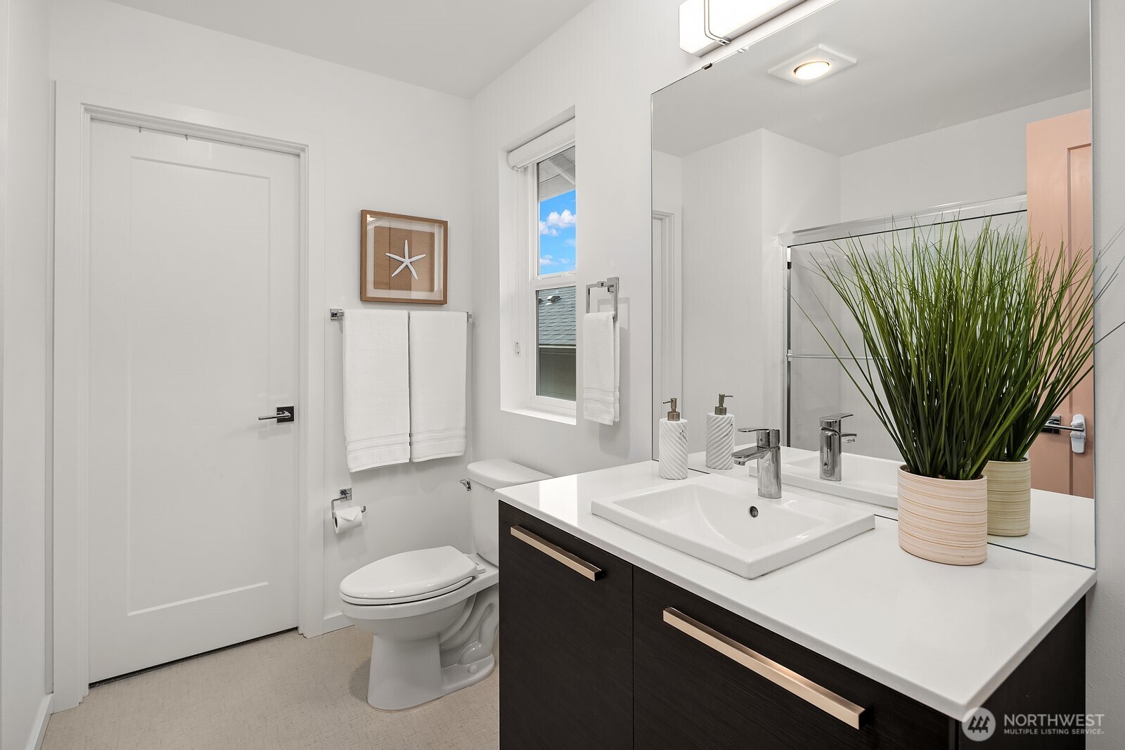 1486 Pratt Avenue Property Photo 32