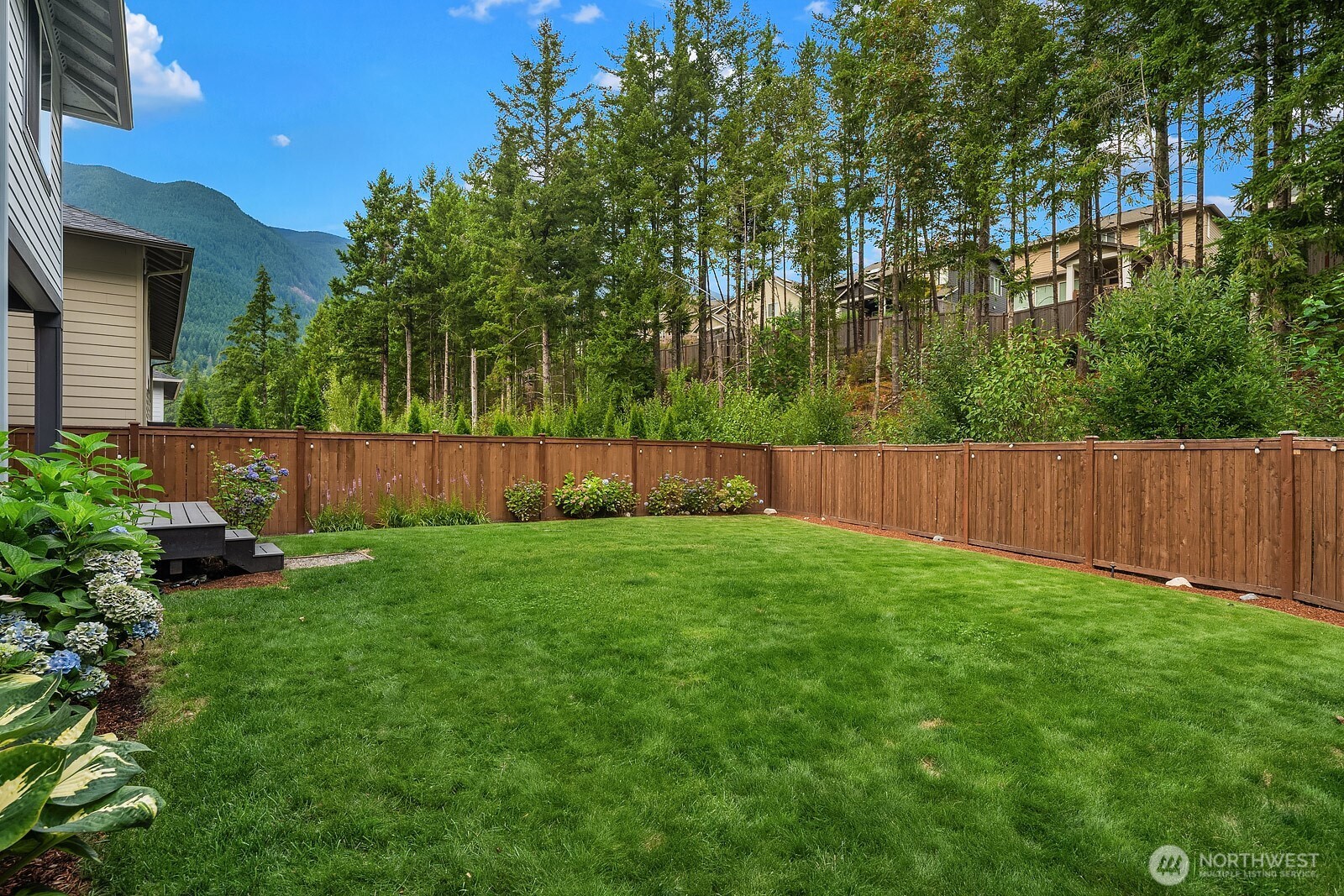 1486 Pratt Avenue Property Photo 37