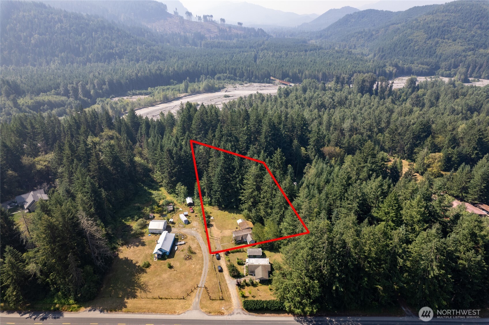 22520 State Route 706 Property Photo 1