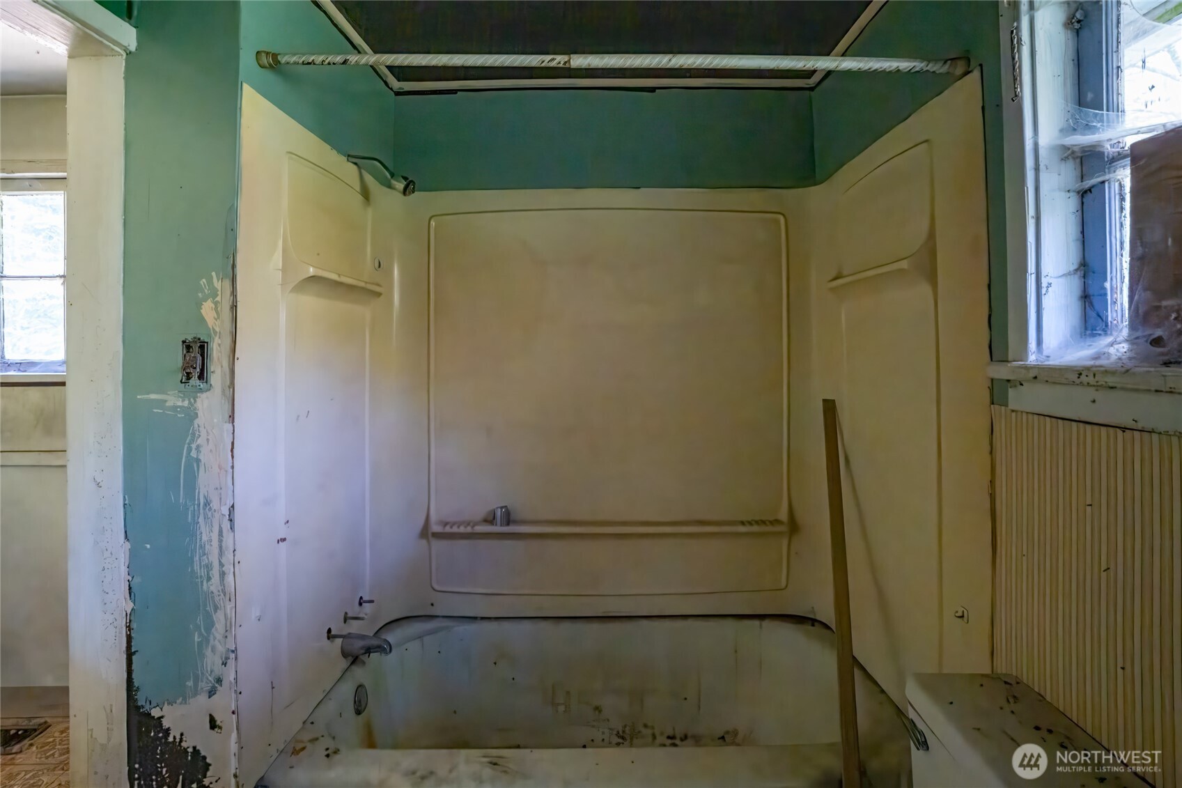 22520 State Route 706 Property Photo 24