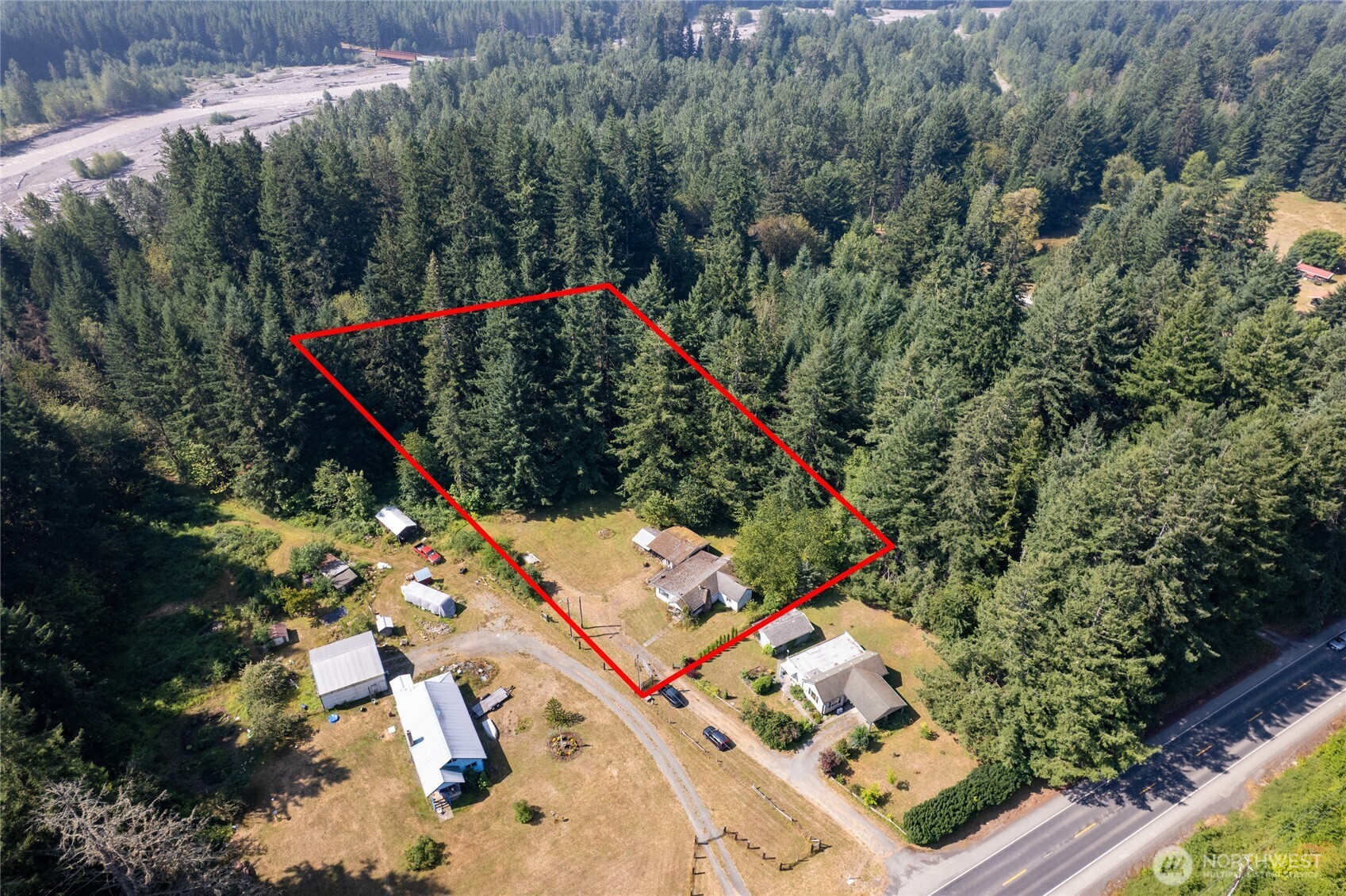 22520 State Route 706 Property Photo 36