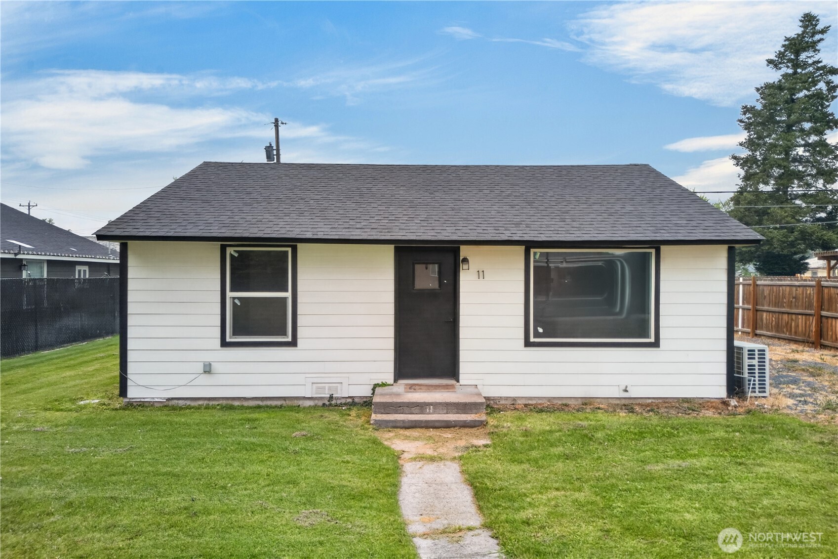 11 Ivy Street Property Photo 2