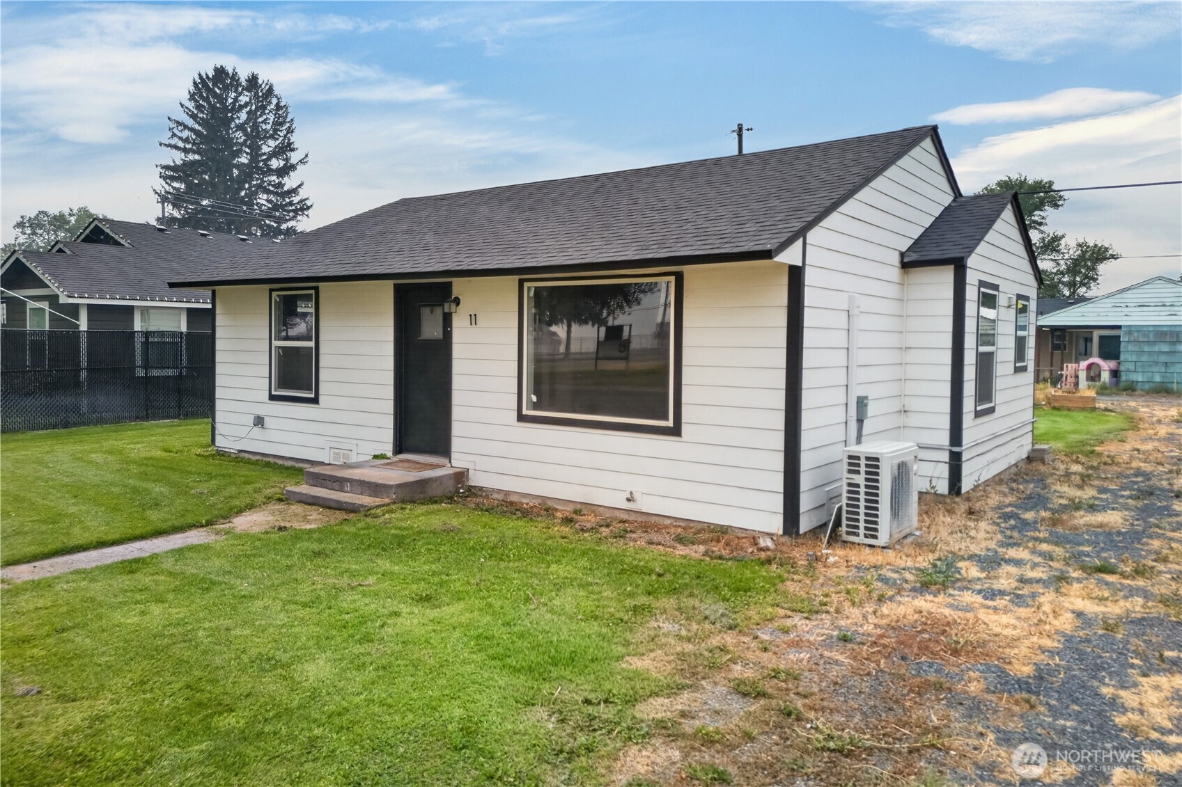 11 Ivy Street Property Photo 11