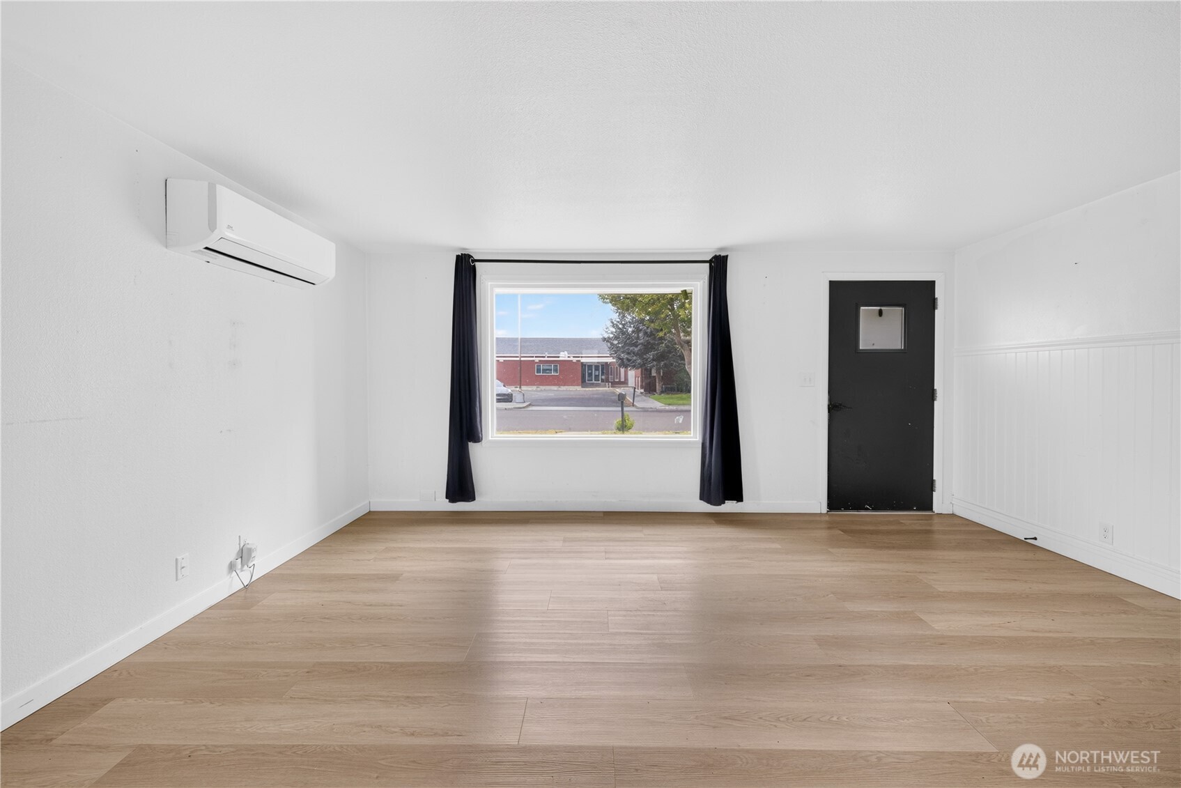 11 Ivy Street Property Photo 13