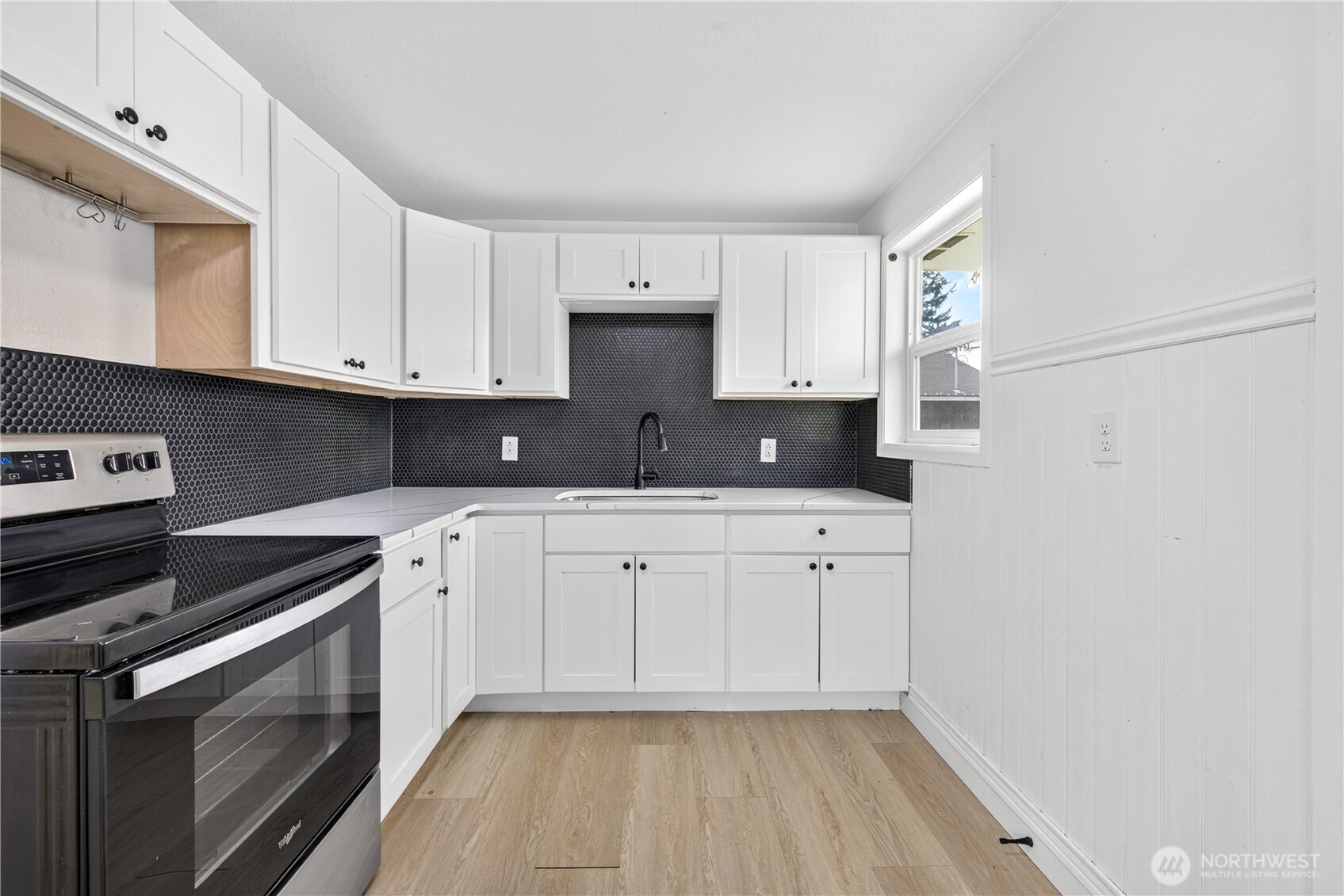 11 Ivy Street Property Photo 17