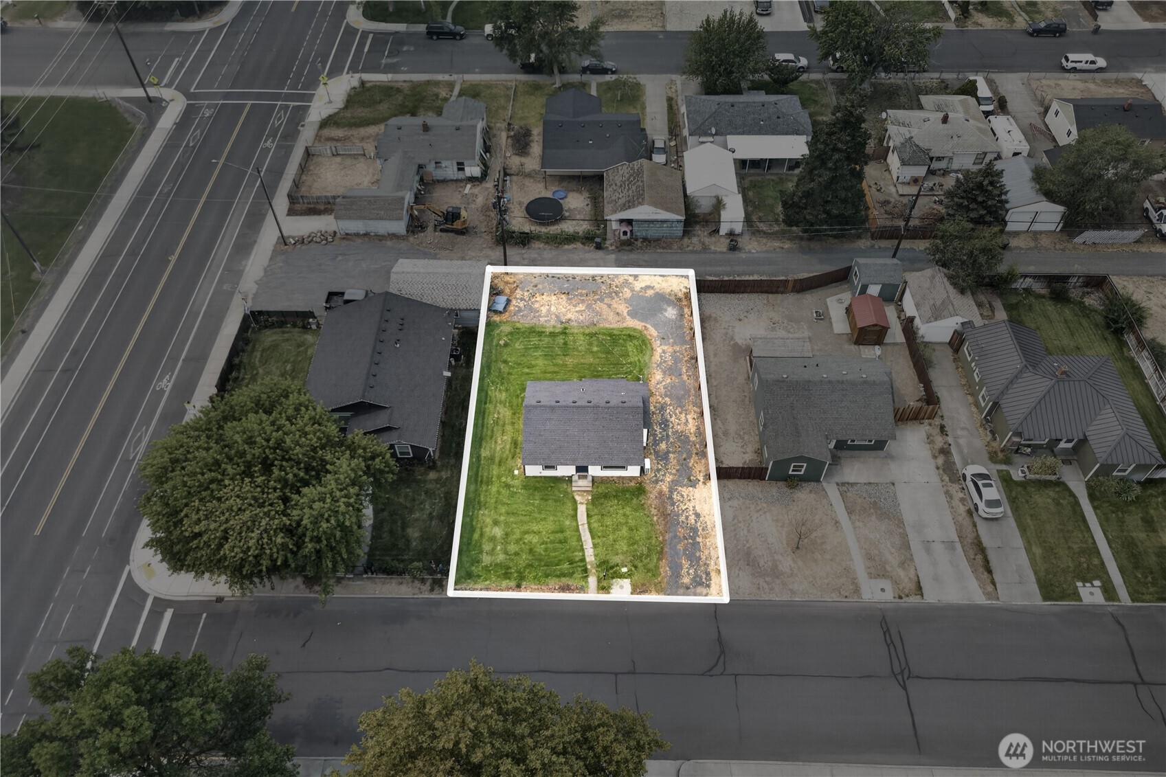 11 Ivy Street Property Photo 29