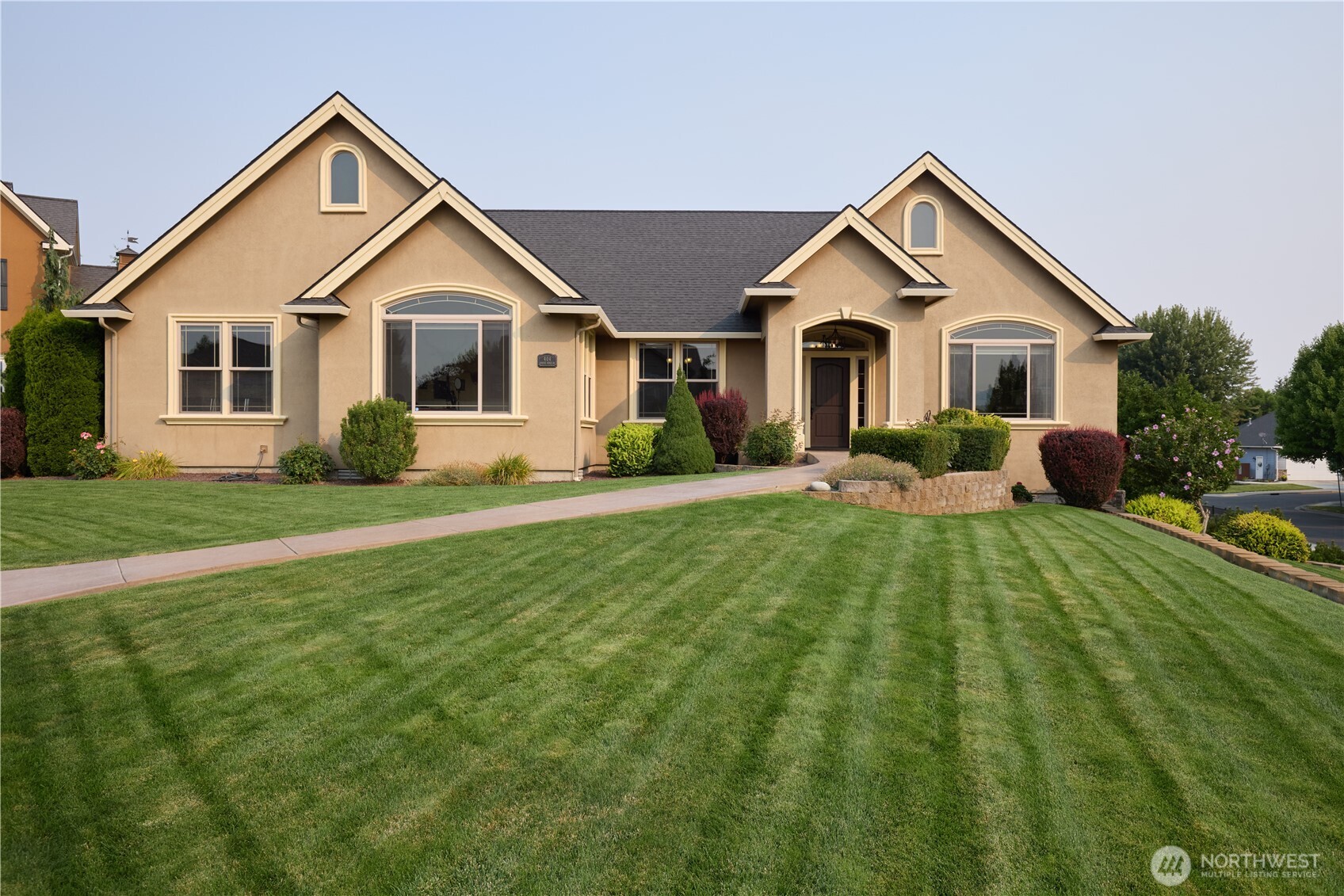 404 Coyote Ridge Dr Property Photo 1