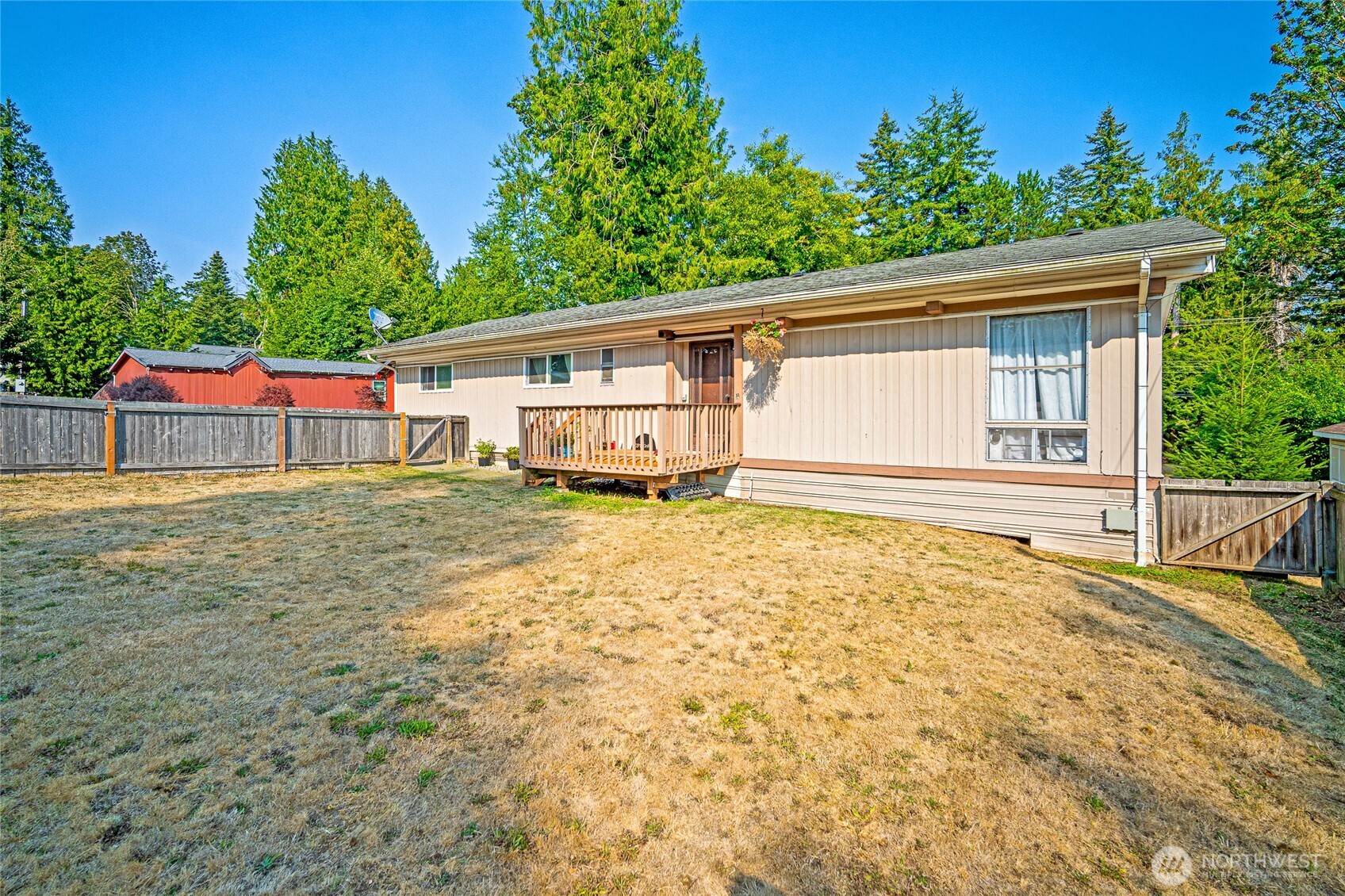 4548 Orcas Way Property Photo 9