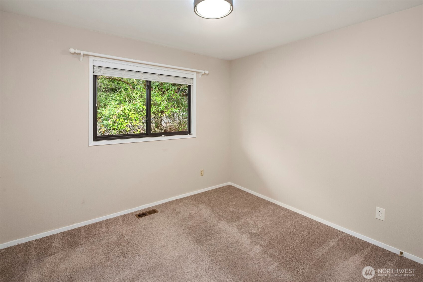 13233 Se 51st Place Property Photo 25