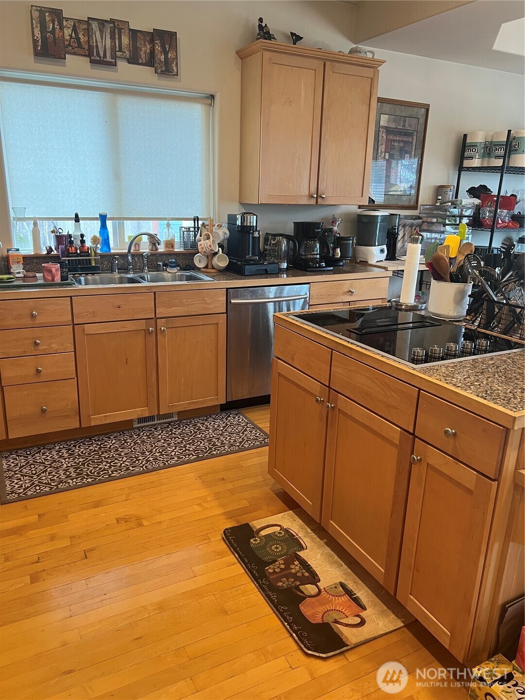5222 115th Street Property Photo 3