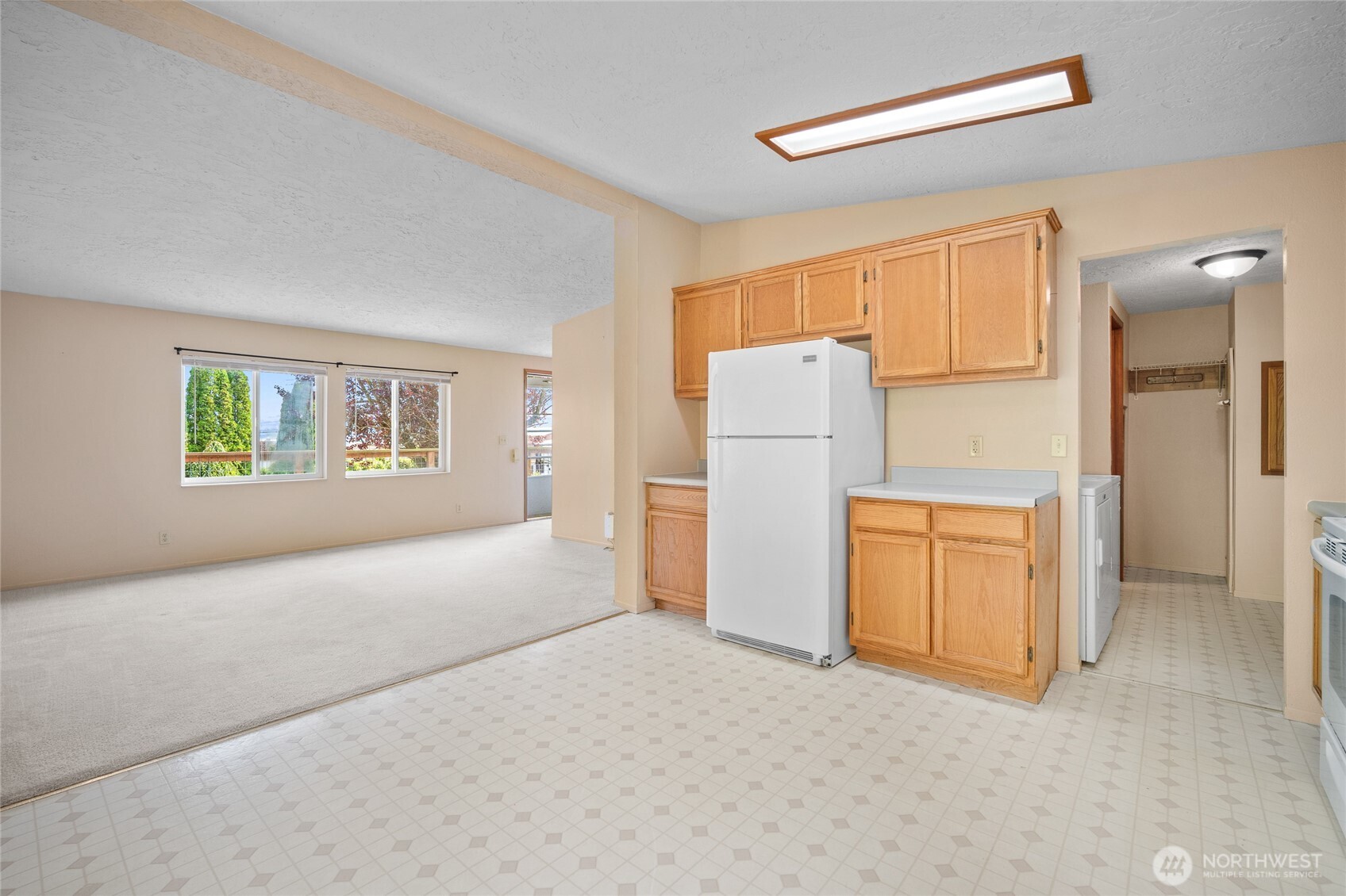 3735 Cyprus Way Property Photo 18