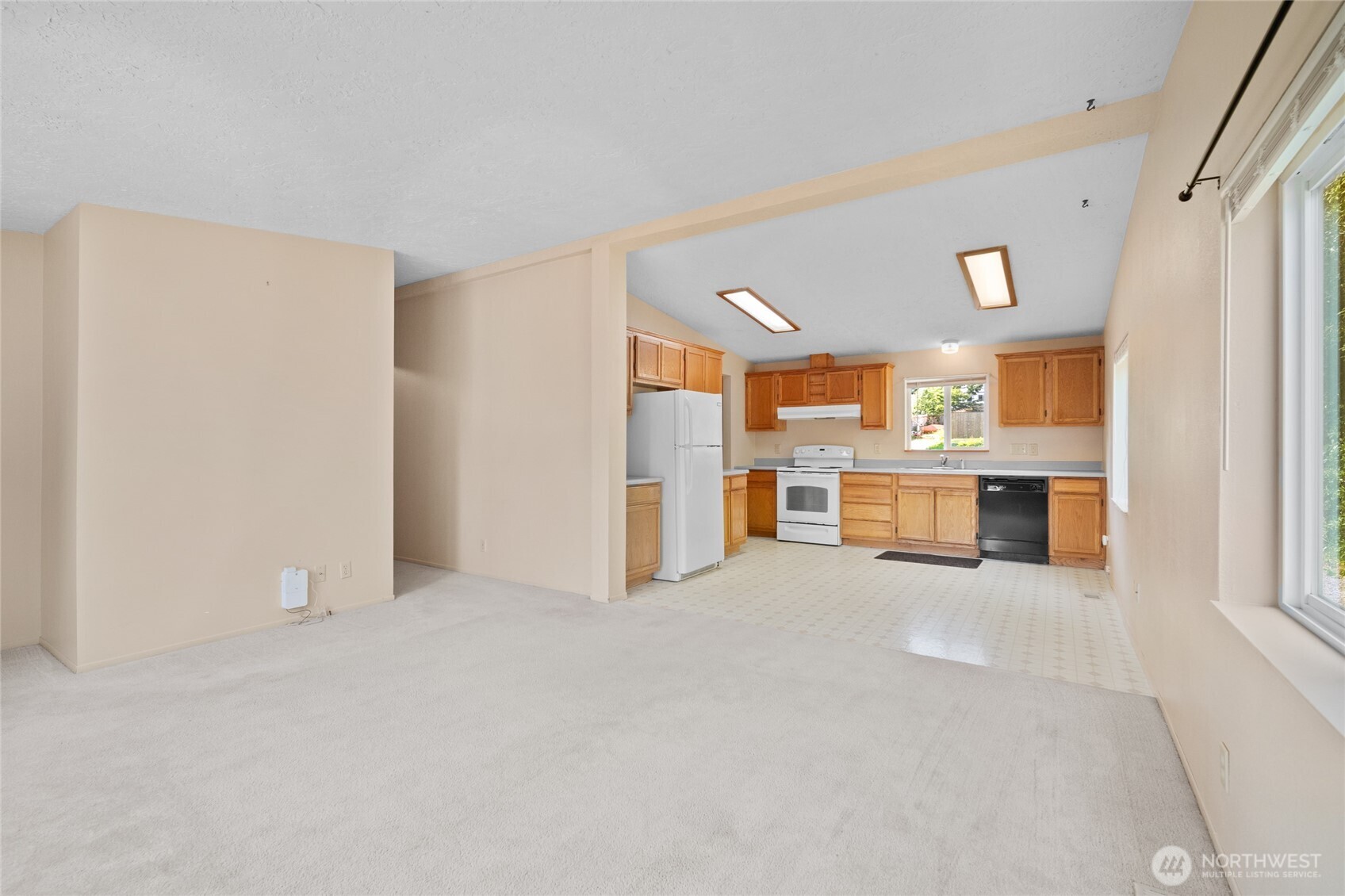 3735 Cyprus Way Property Photo 19