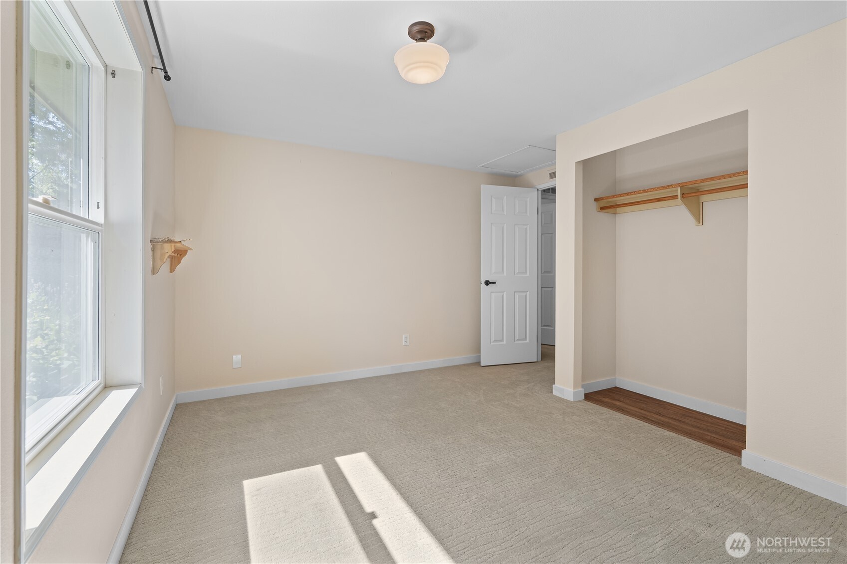 5010 Samish Way Property Photo 23