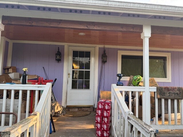 14827 Mcelroy Road Property Photo 1