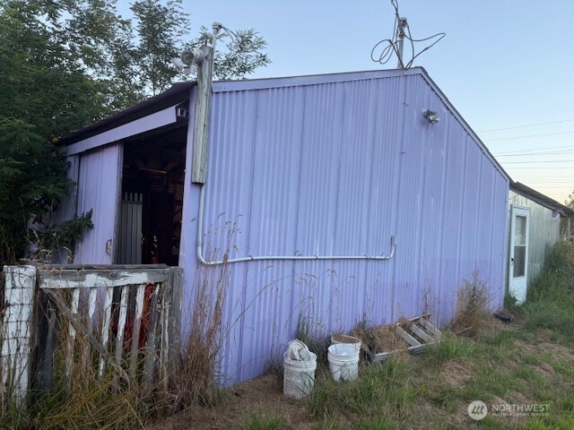 14827 Mcelroy Road Property Photo 3