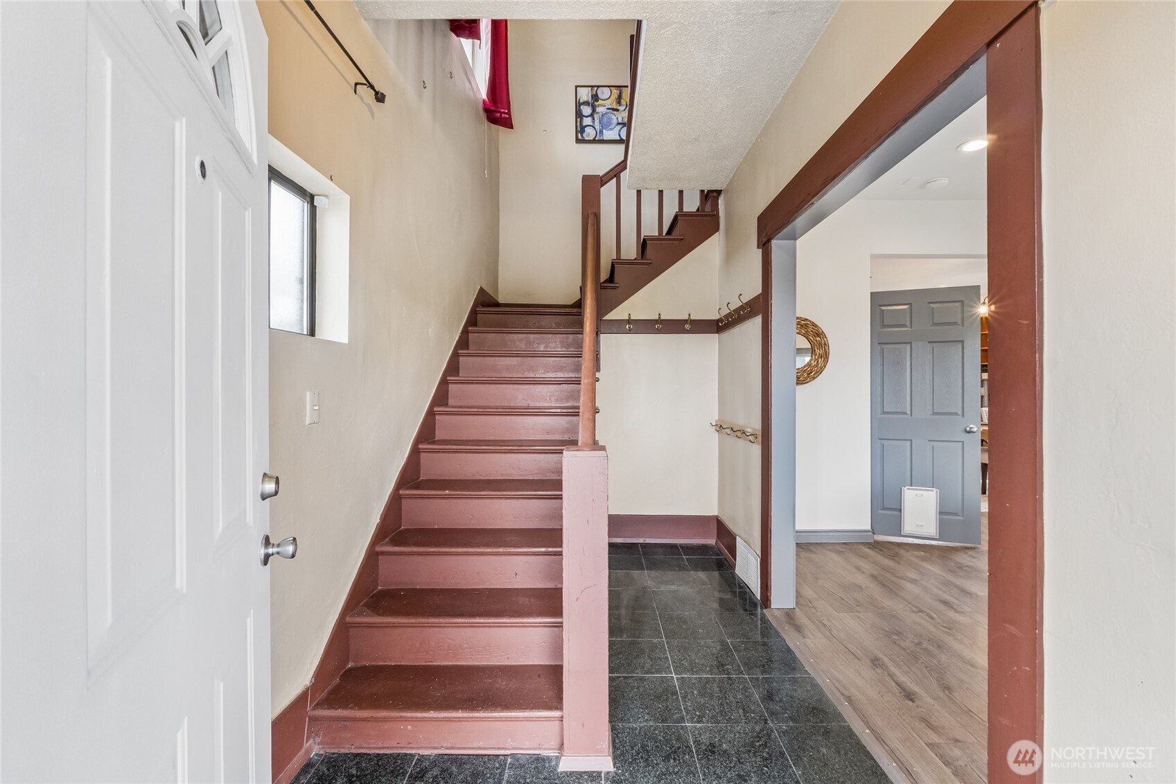 4808 S Othello Street Property Photo 5