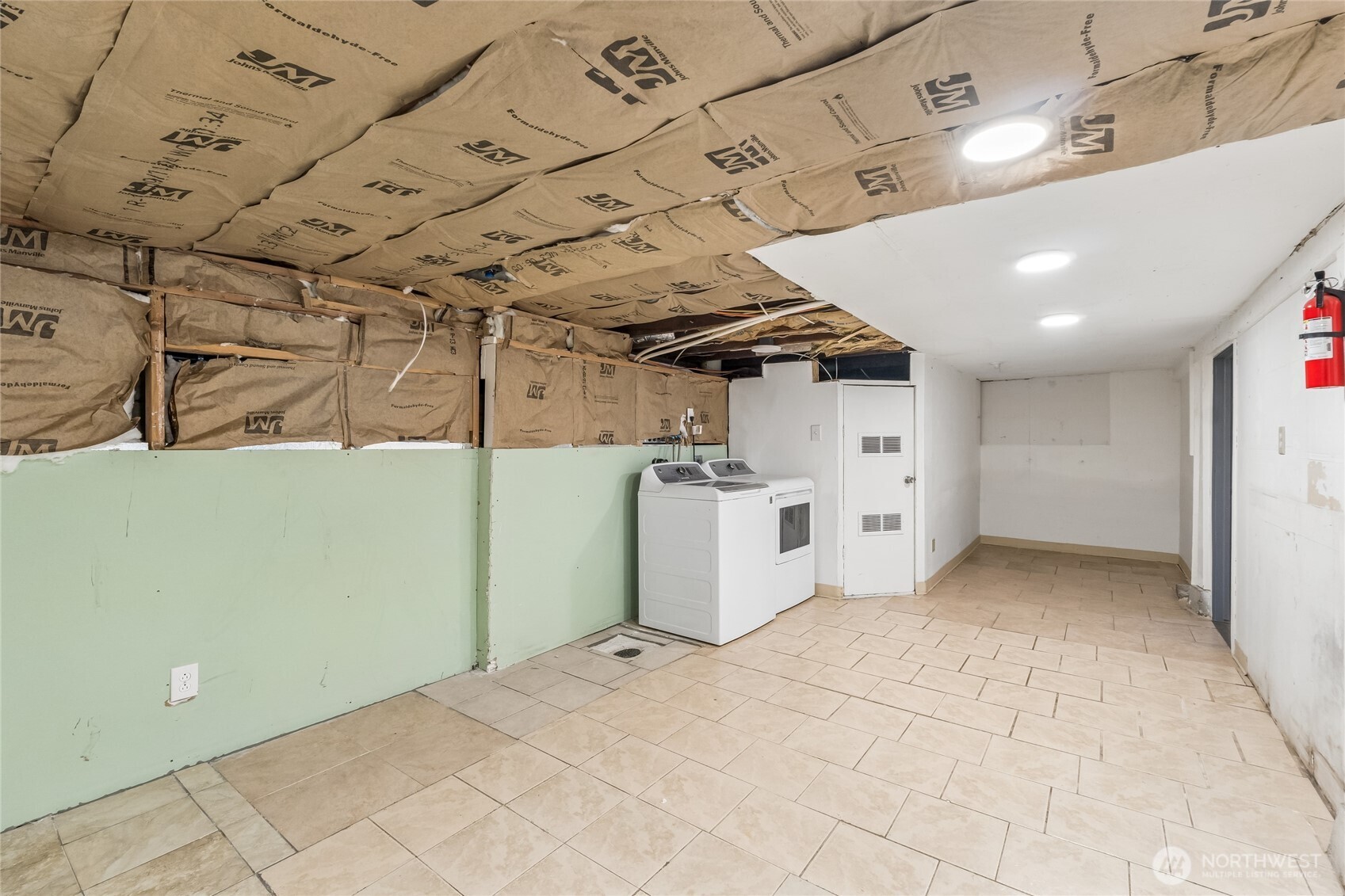 4808 S Othello Street Property Photo 25