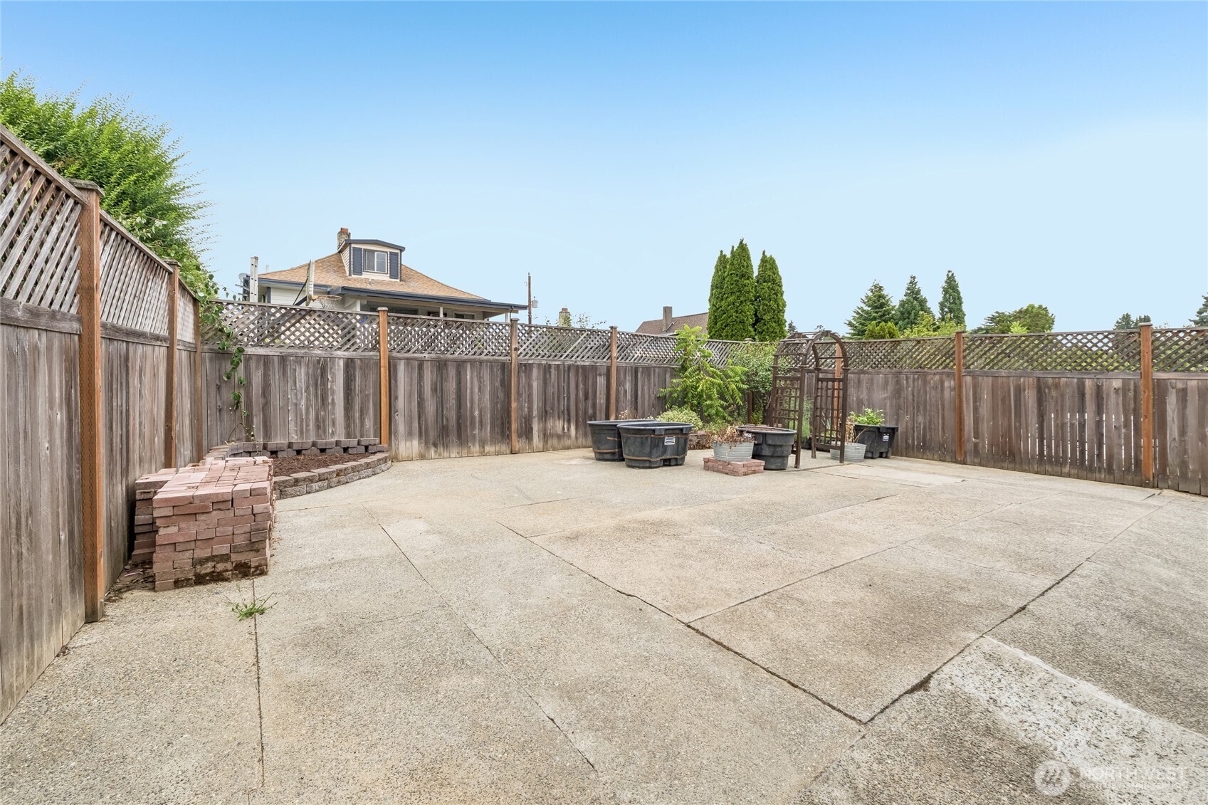 4808 S Othello Street Property Photo 27