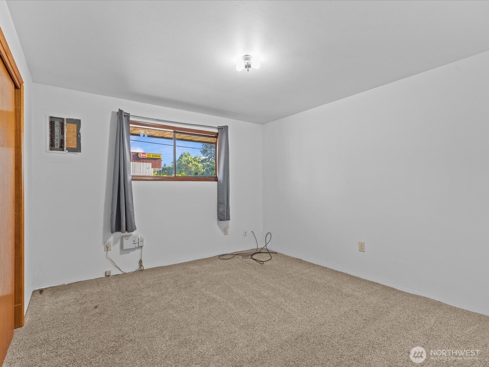 1416 112th Street Property Photo 6