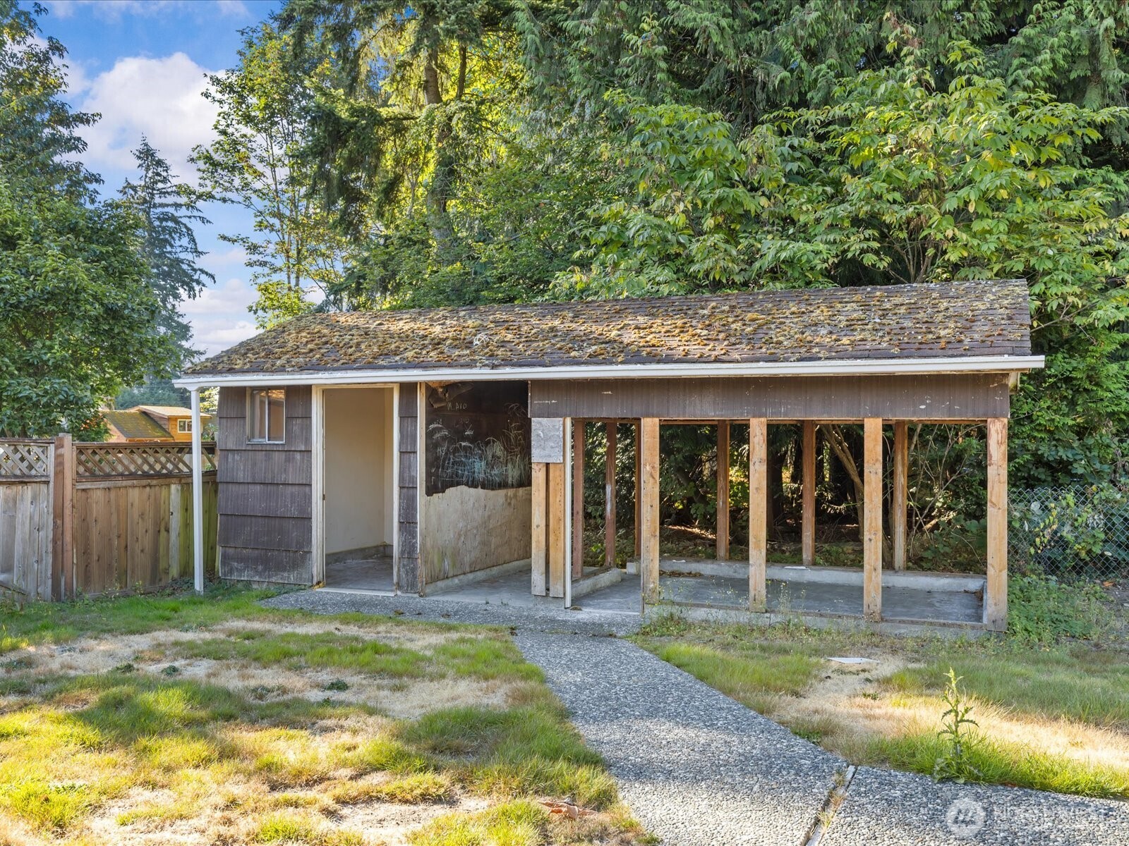 1416 112th Street Property Photo 19