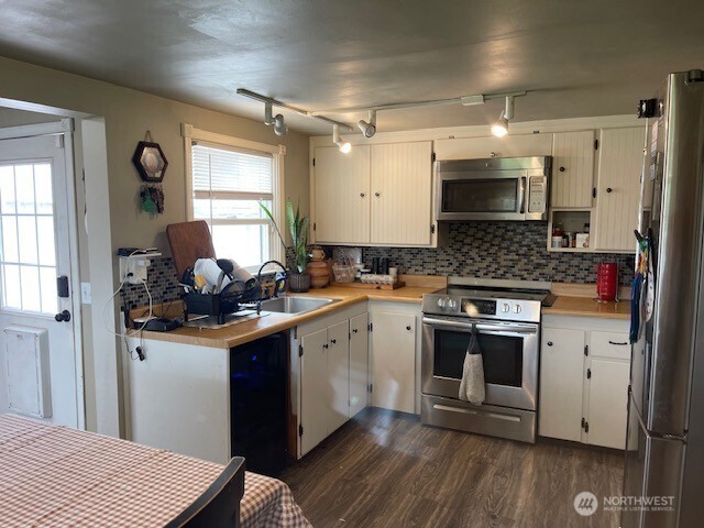 595 Sr 173 Property Photo 10