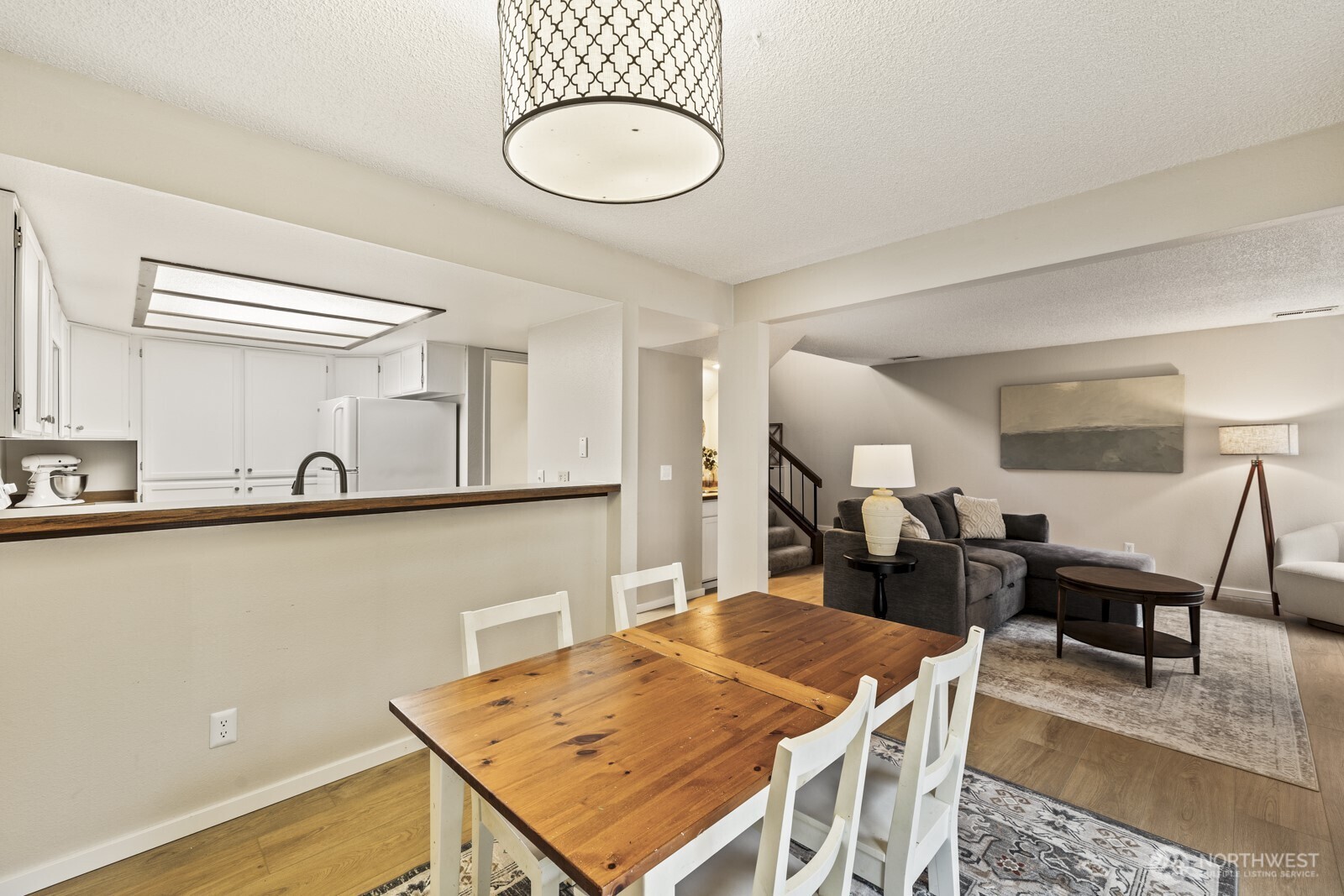 16014 Village Green Drive C Property Photo 8