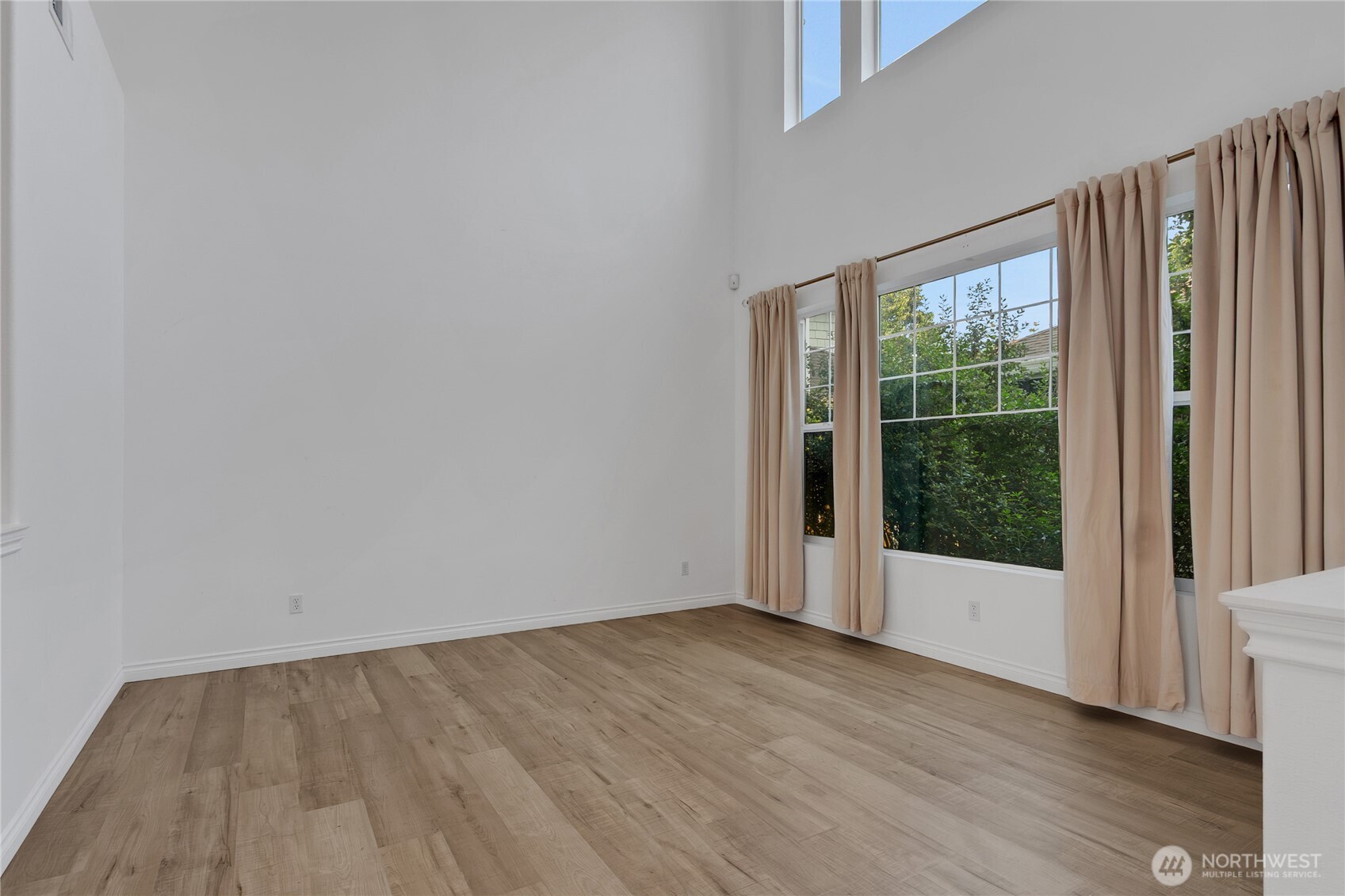 6735 Montevista Drive Property Photo 4