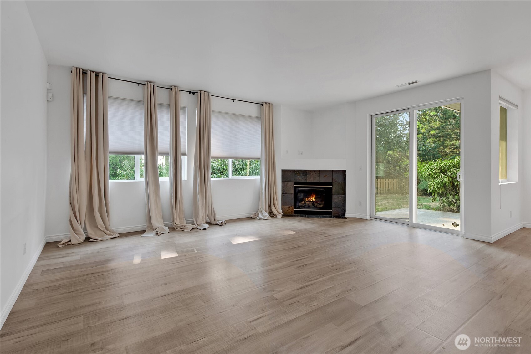 6735 Montevista Drive Property Photo 12