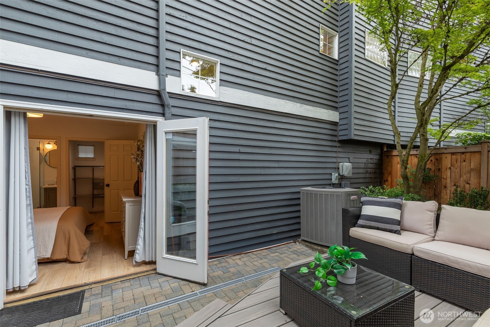 620 Lake Washington Boulevard Property Photo 10