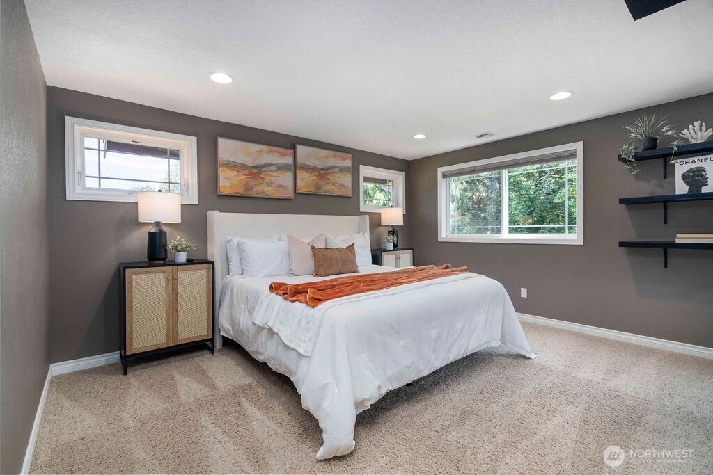 13107 58th Drive Property Photo 9