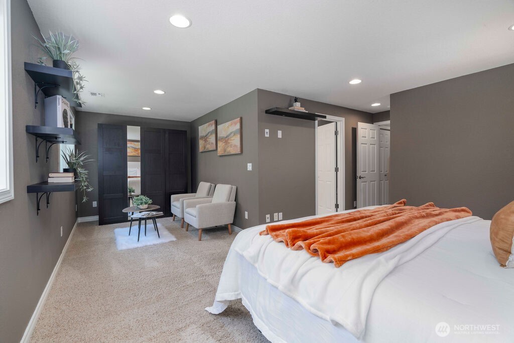 13107 58th Drive Property Photo 10