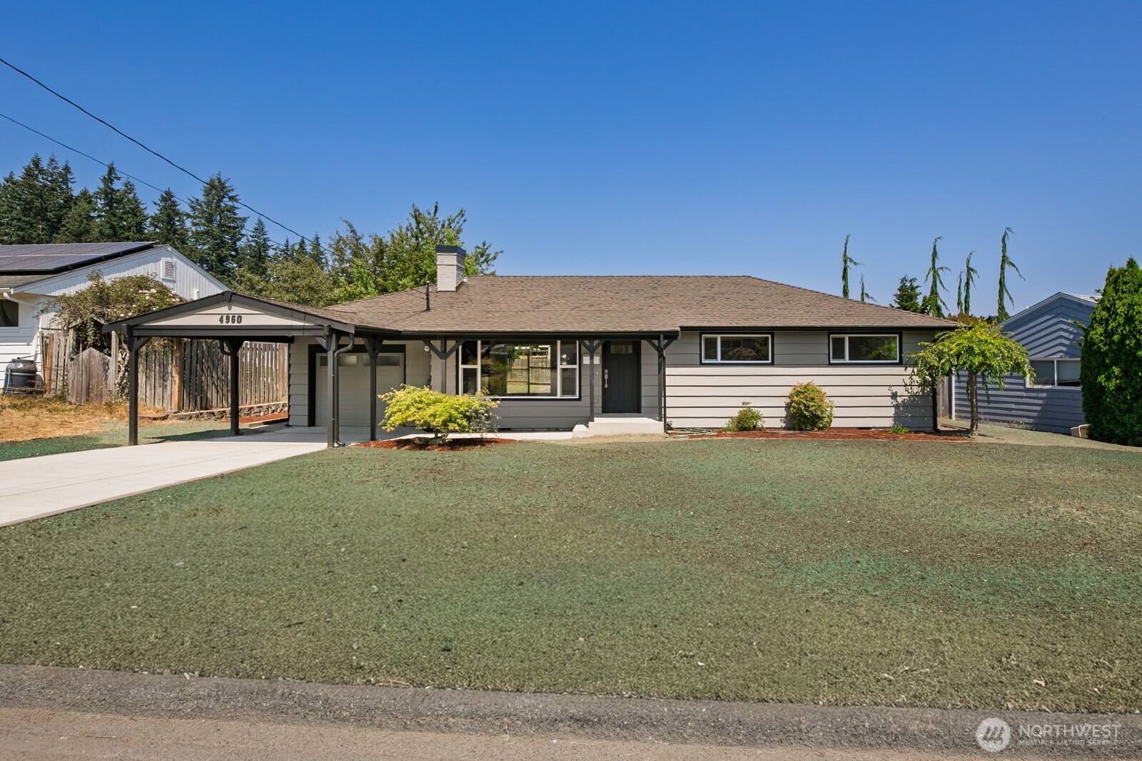 4960 Vesper Drive Property Photo 1