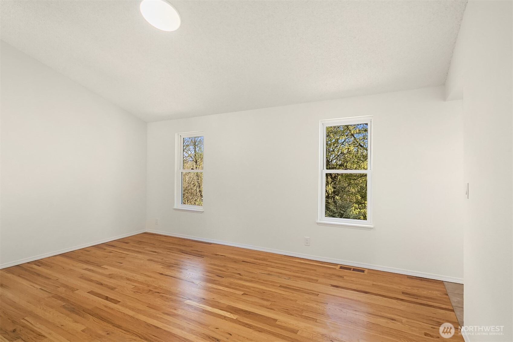 14236 95th Avenue Property Photo 15