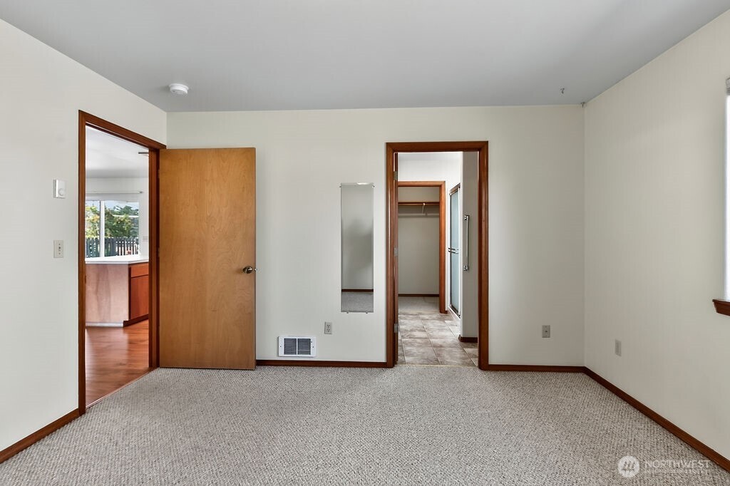 860 W Sylvester Court Property Photo 17