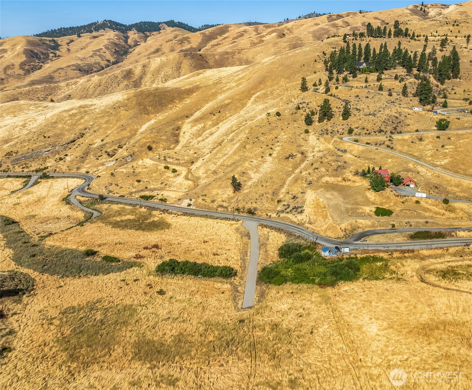 2 Nahahum Canyon Road Property Photo 7