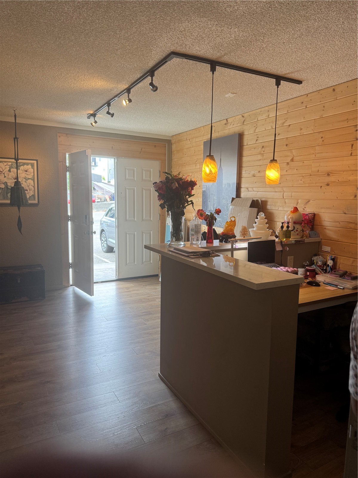 4212 Aurora Avenue Property Photo 5
