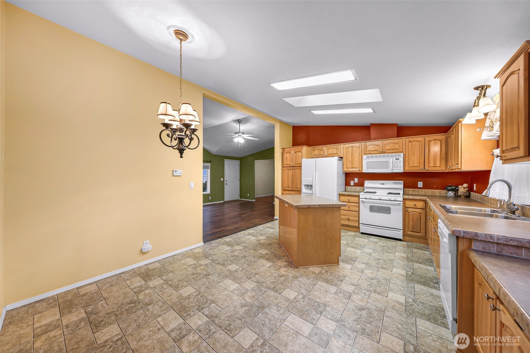 6350 Portal Way 48 Property Photo 11