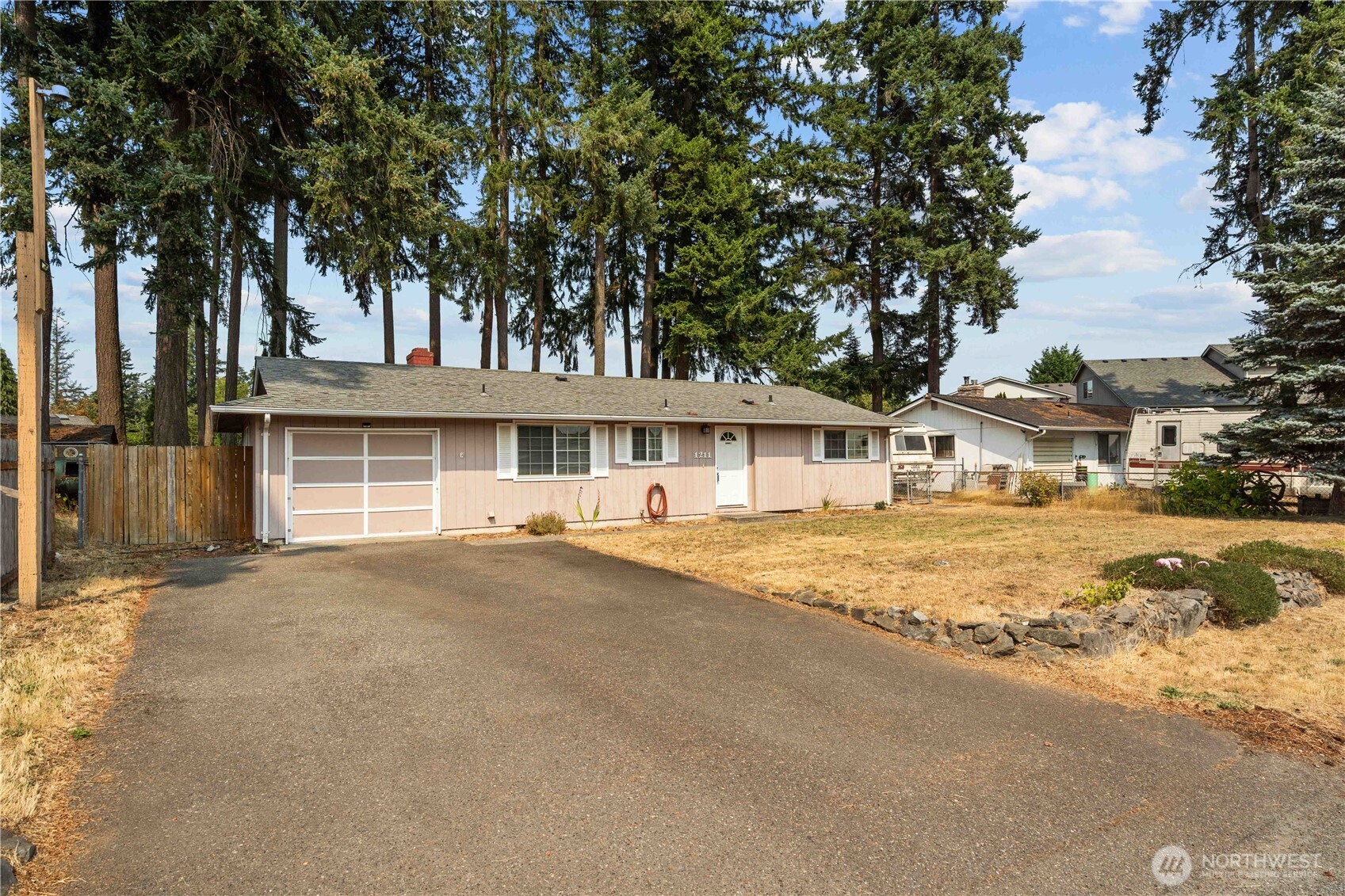 1211 196th Street Property Photo 3