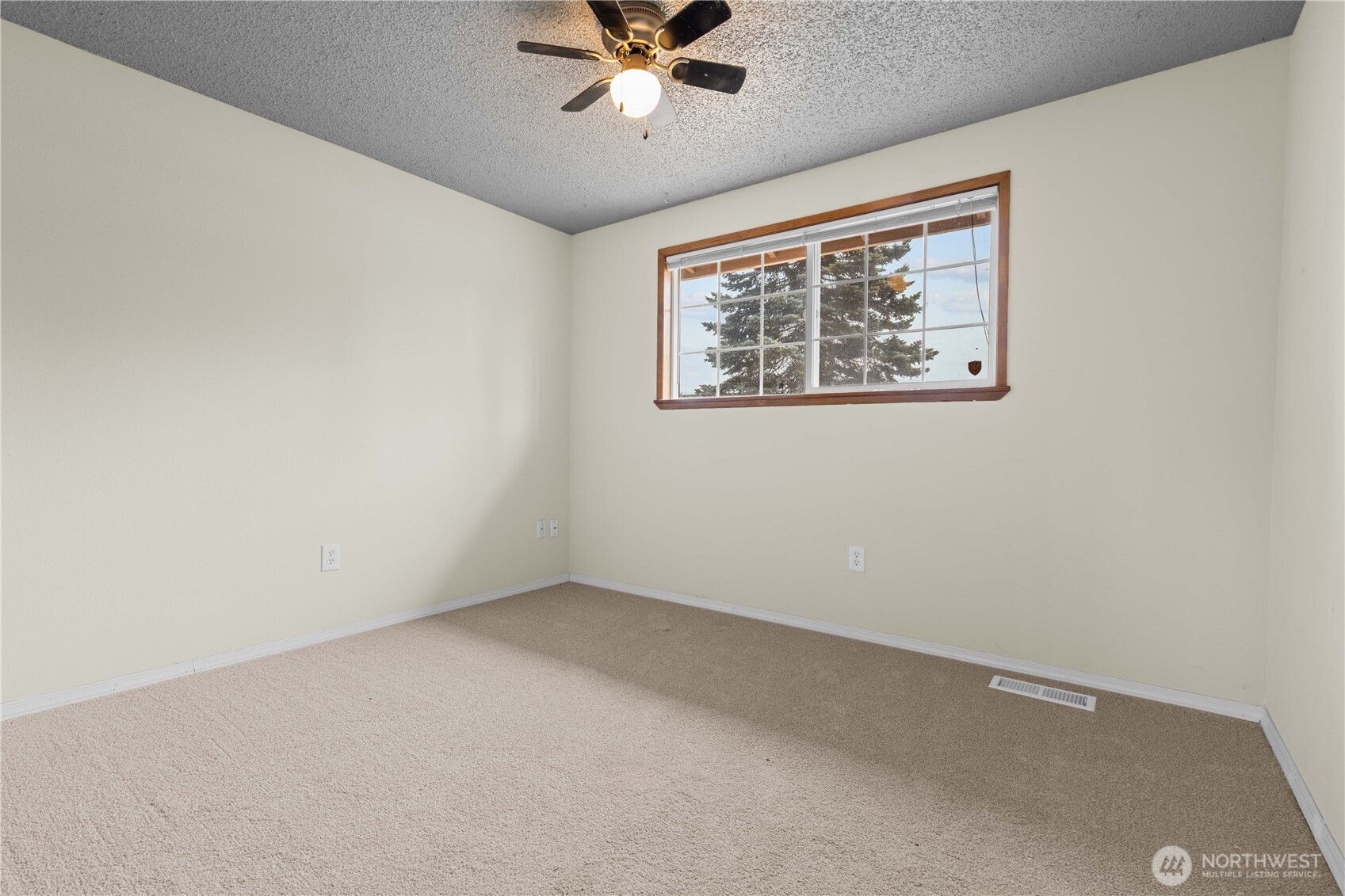 1211 196th Street Property Photo 14