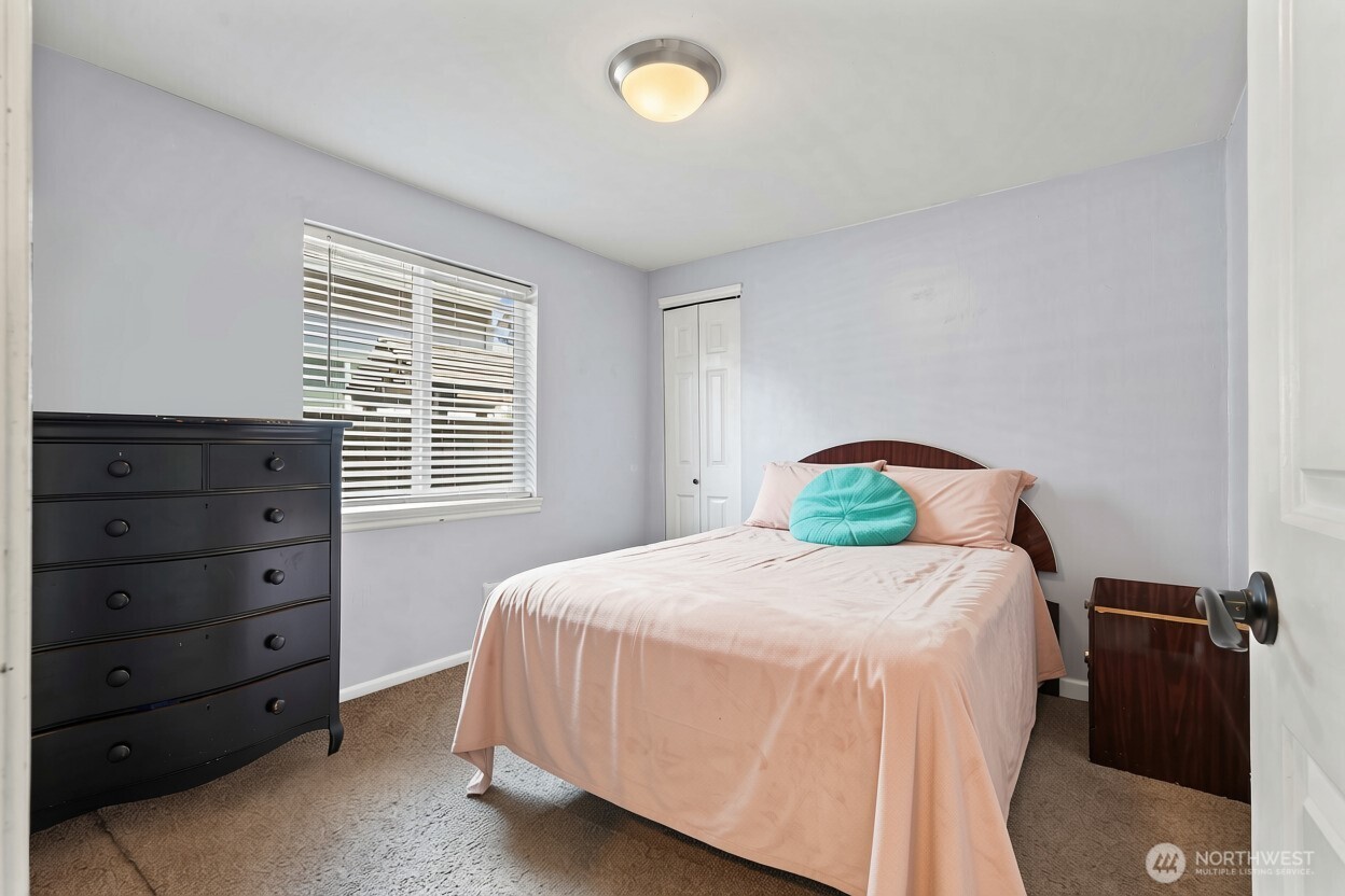 2410 Highland Avenue Property Photo 17