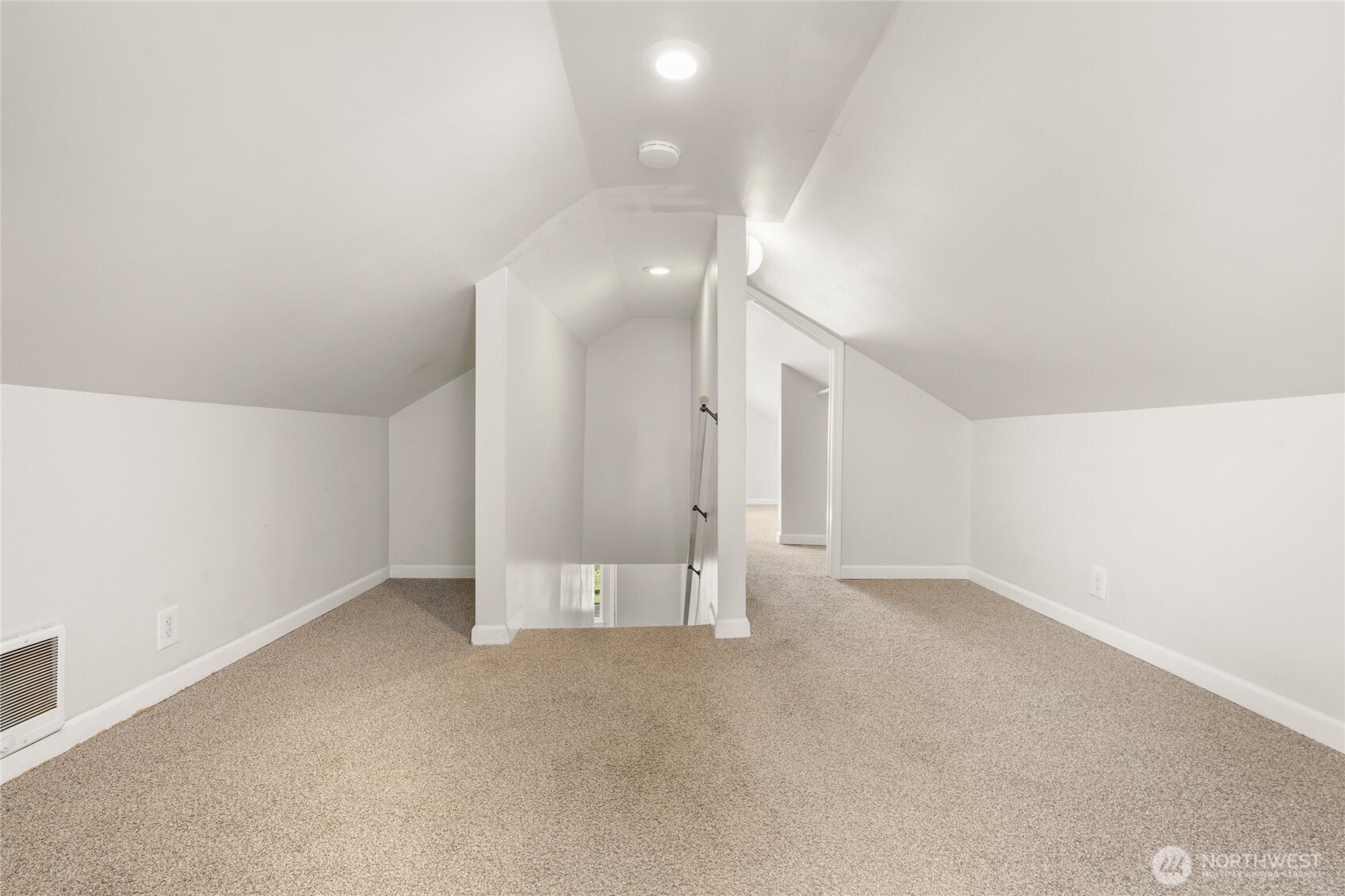 2410 Highland Avenue Property Photo 24