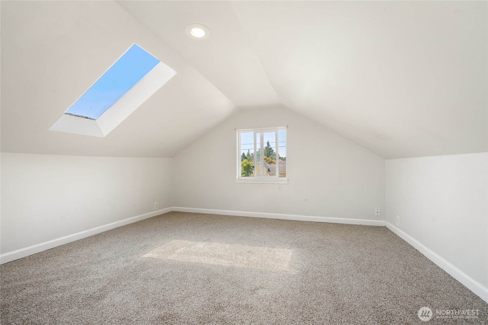 2410 Highland Avenue Property Photo 25