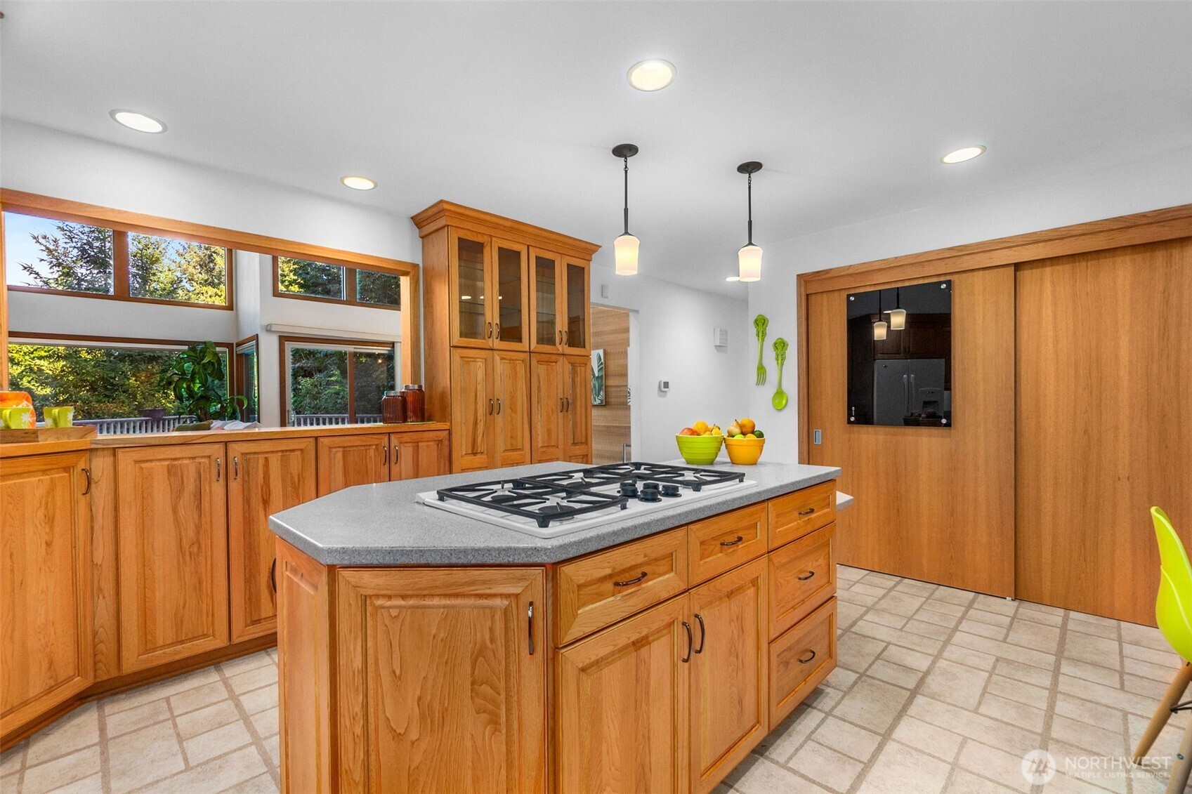 7038 Foothill Loop Property Photo 32
