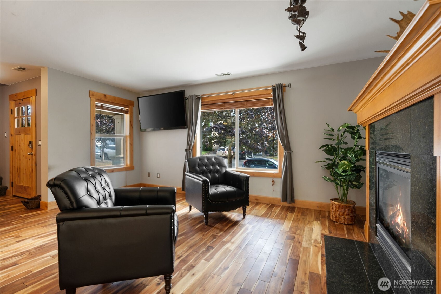 20901 Dr Nw Nordby Property Photo 4