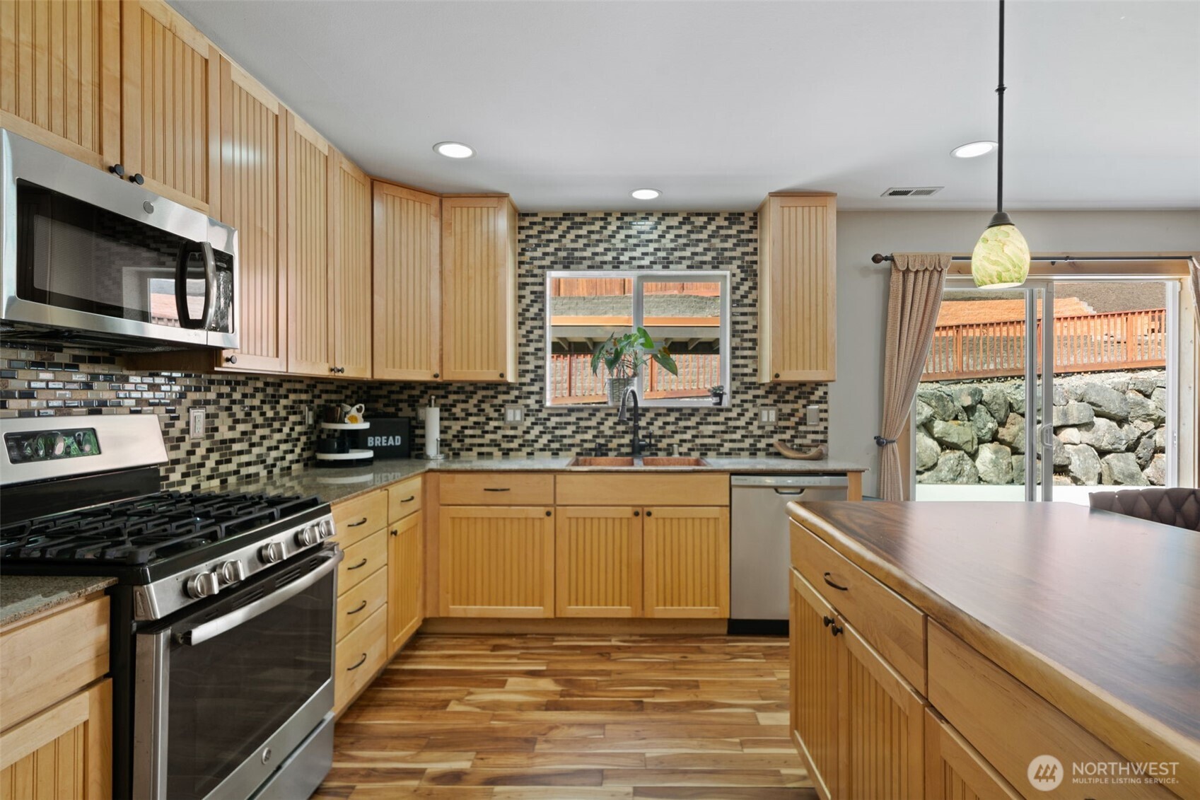 20901 Dr Nw Nordby Property Photo 9