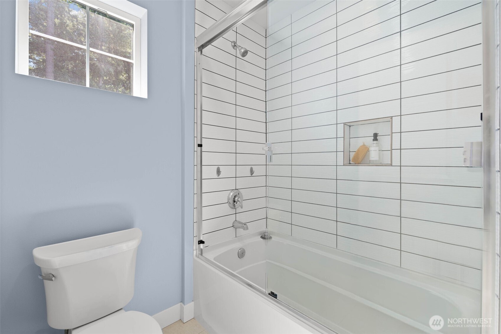 1073 Pine Crest Circle Property Photo 22